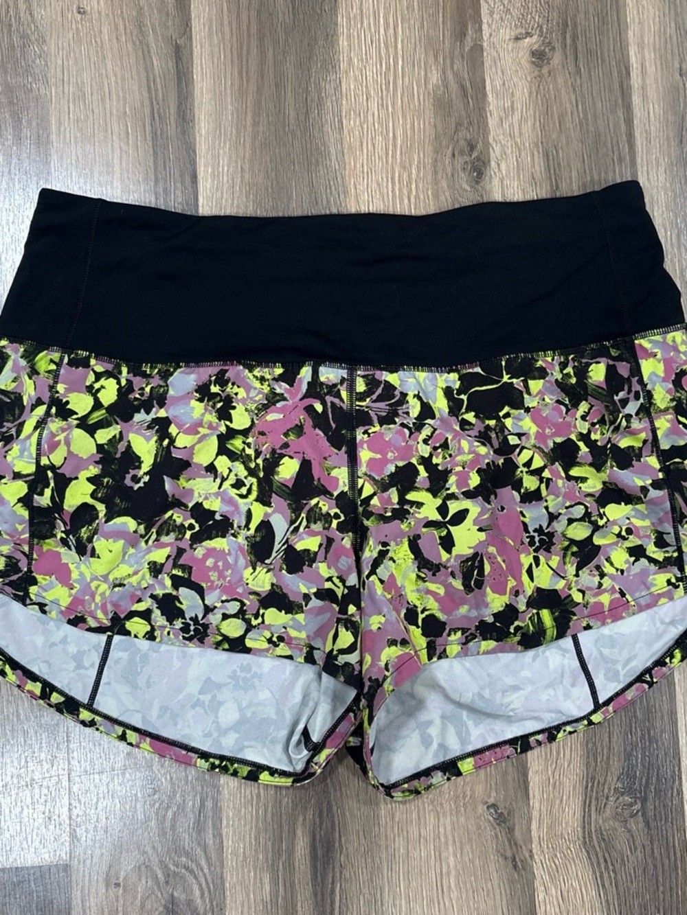 LULULEMON BUNDLE Running Shorts - Pink, Light Pink, Black & Patterned Assortment - Picture 7 of 8